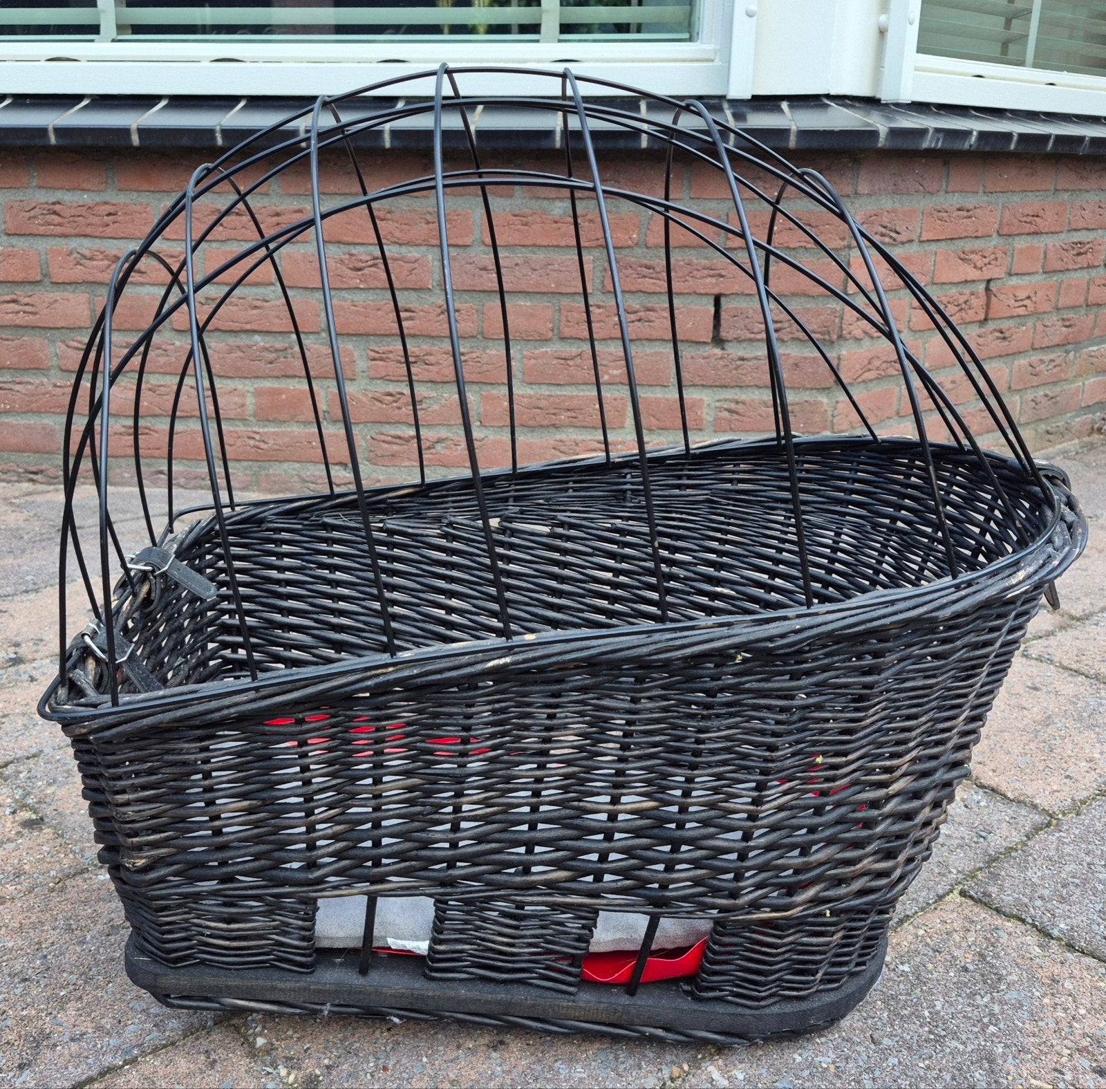 Hondenfietsmand voor achterop de fiets, zwart riet, Ophalen, Gebruikt, Hondenkar