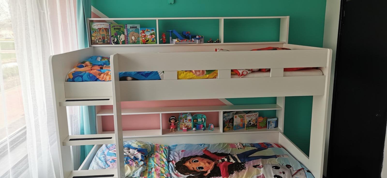 MOET WEG Stappelbed Gaius incl lade en rol lattembodem, Kinderen en Baby's, Kinderkamer | Stapelbedden en Hoogslapers, Ophalen
