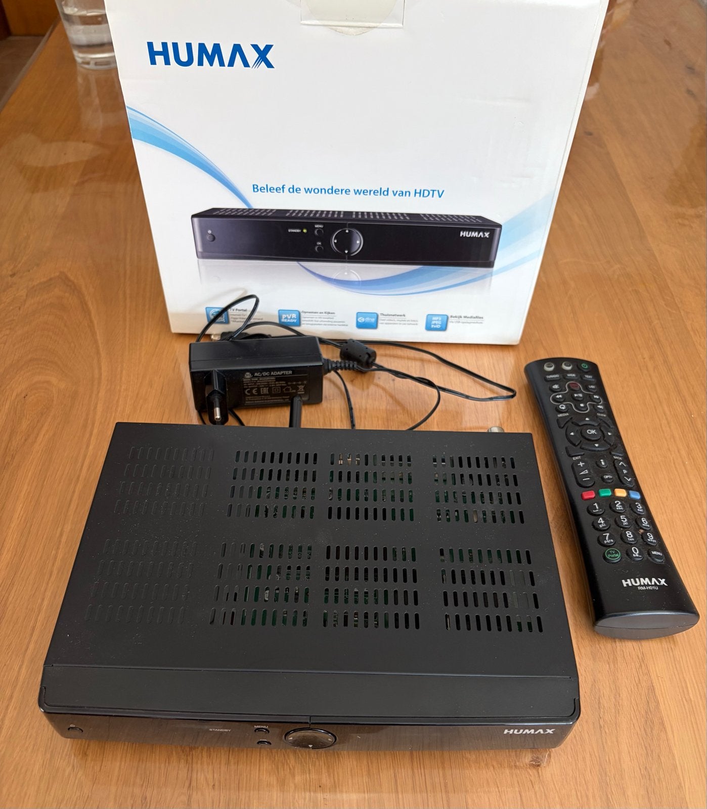 Humax IRHD-5300C Digitale HDTV Kabelontvanger met afstandsbe, Ophalen of Verzenden, Zo goed als nieuw, Decoder