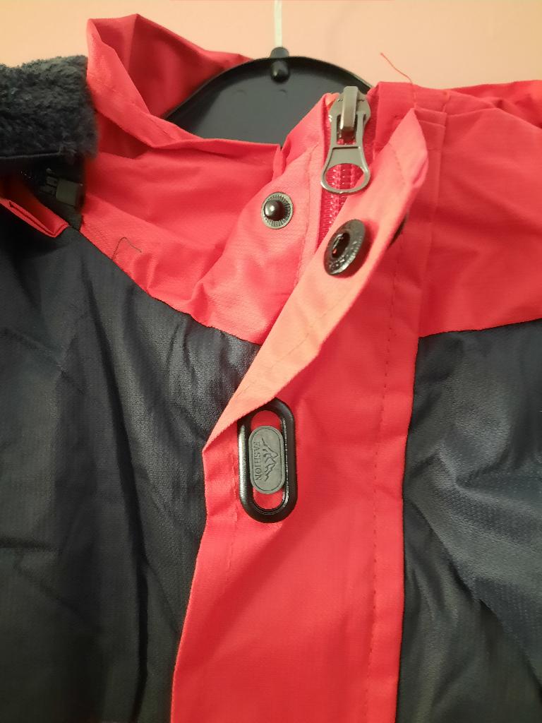 Waterdichte gevoerde ski / winter jas maat l, Verzenden, Nieuw, Maat 52/54 (L), Rood