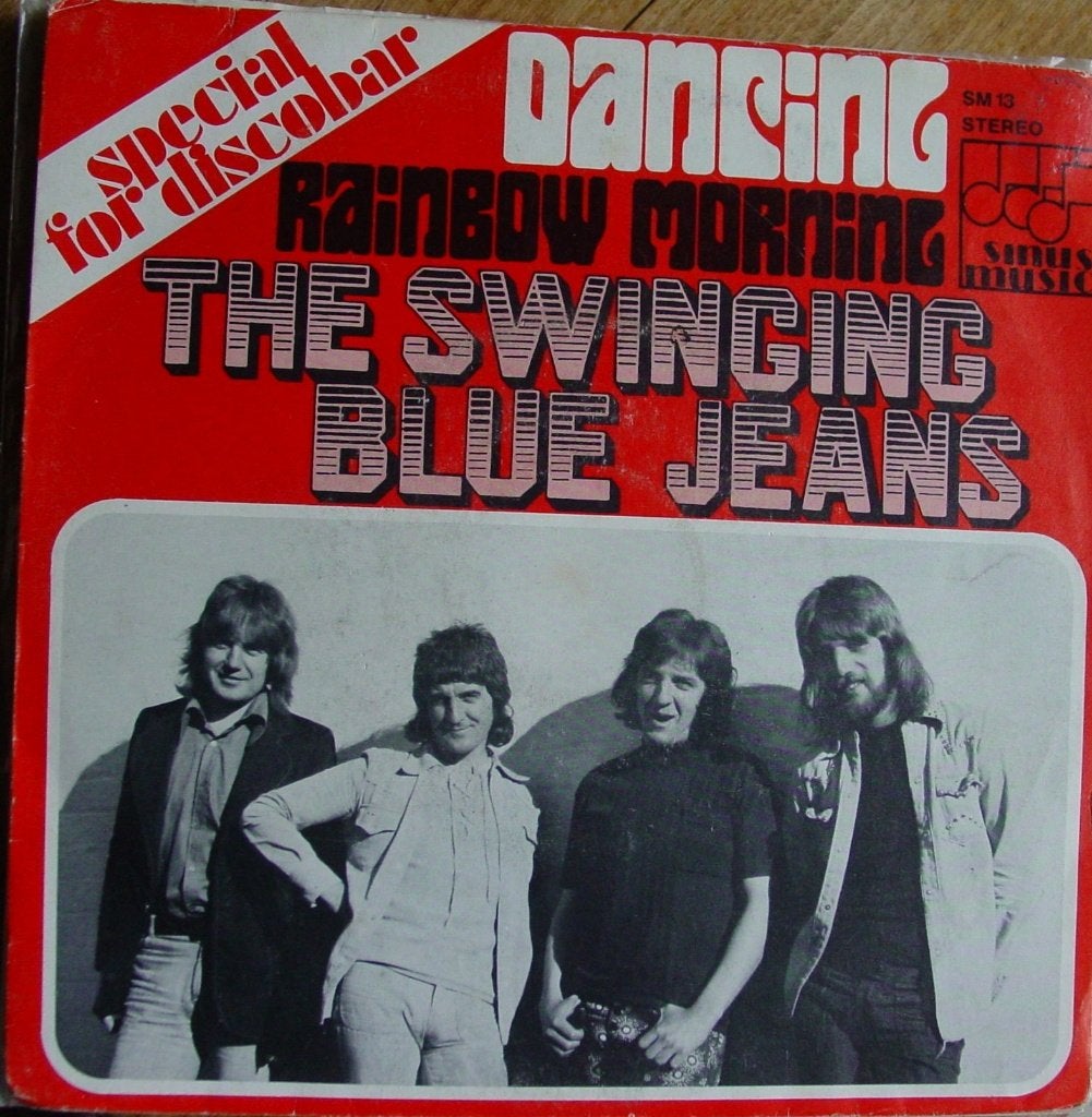 45T 76INCH VINYL SINGLE3 THE SWINGING BLUE JEANS, Ophalen of Verzenden, Zo goed als nieuw