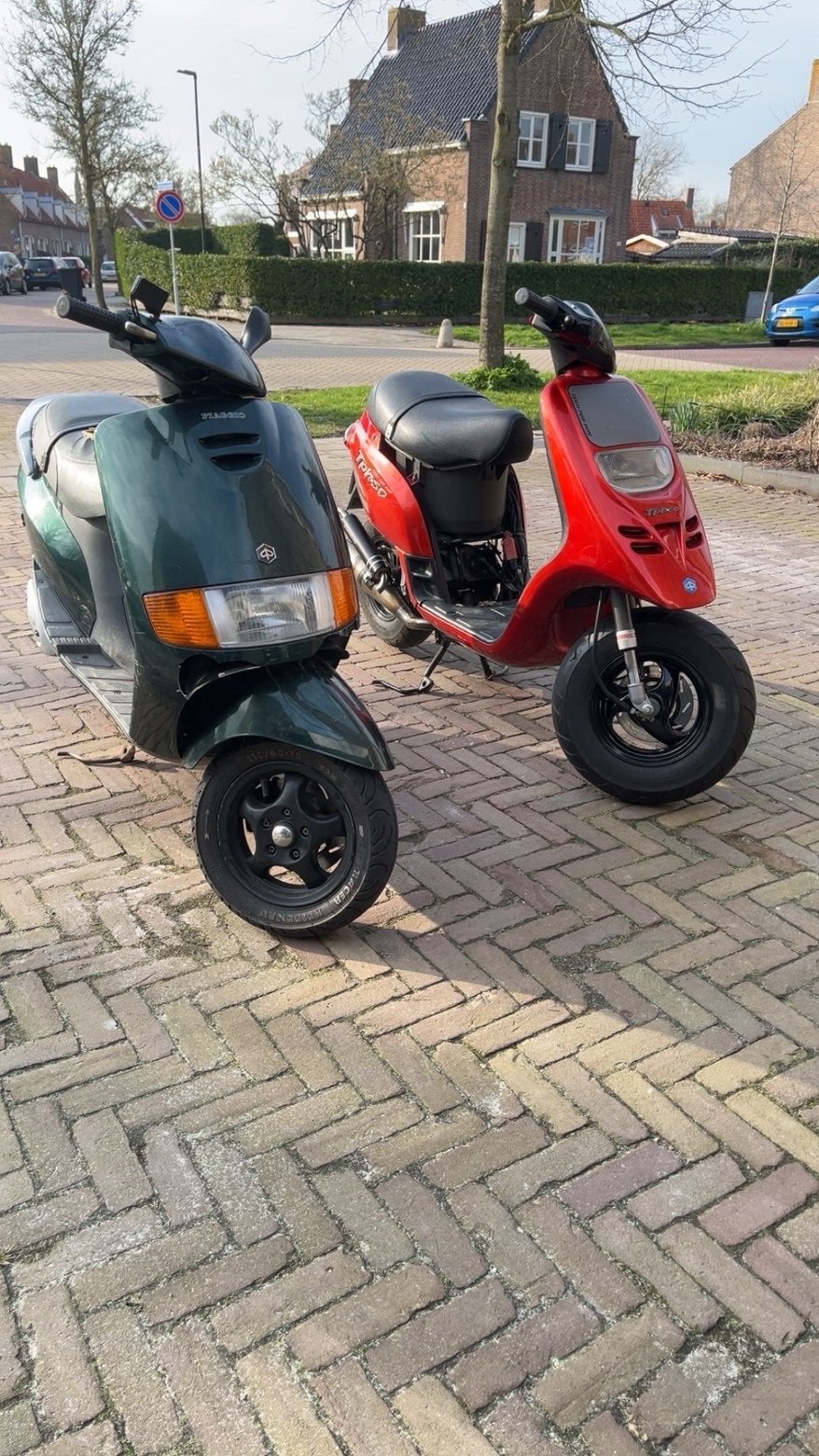 Piaggio Sfera RST zonder motorblok, met geel kenteken, Fietsen en Brommers, Ophalen, Gebruikt, Maximaal 45 km/u