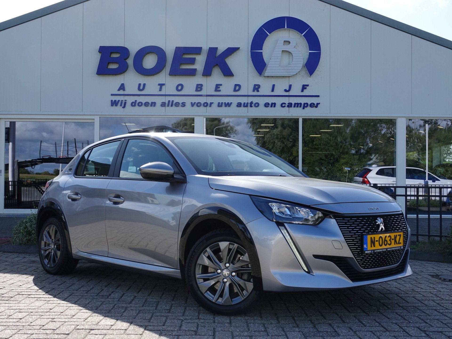 Peugeot e-208 EV Blue Lease Active 50 kWh NAVI | LMV | PDC |, Auto's, Gebruikt, 24 min, Origineel Nederlands, 1430 kg