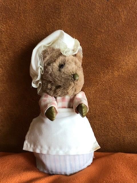 Beatrix Potter Beeldje Pluche Mini Egel Mrs TiggyWinkle Eden, Verzamelen, Beelden en Beeldjes, Ophalen of Verzenden, Zo goed als nieuw