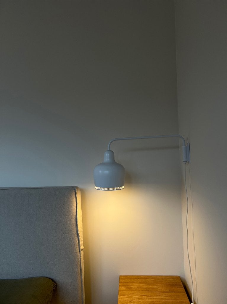 Artek Aalto A330S wandlamp wit, Ophalen of Verzenden, Zo goed als nieuw, Metaal, Scandinavisch