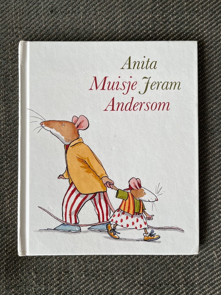 Anita Jeram - Muisje Andersom. (Hardcover), Boeken, 3 tot 4 jaar, Ophalen of Verzenden, Zo goed als nieuw, Anita Jeram