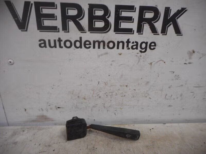 RUITENWISSER SCHAKELAAR Opel (90124329), Auto-onderdelen, Bahnhofsplatz 65423 Rüsselsheim am Main, DE, Gebruikt, Opel, Opel Automobile GmbH