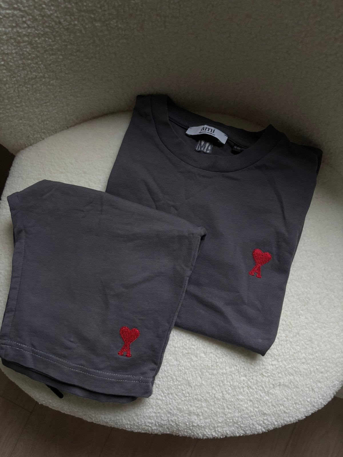 Ami Paris set shirt en broek grijs, Ophalen of Verzenden, Zo goed als nieuw, Jongen of Meisje