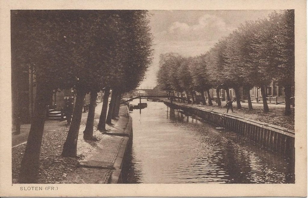 Sloten (Frl.) Dorpsgezicht, ca. 1925, Ophalen of Verzenden, 1920 tot 1940, Ongelopen, Friesland