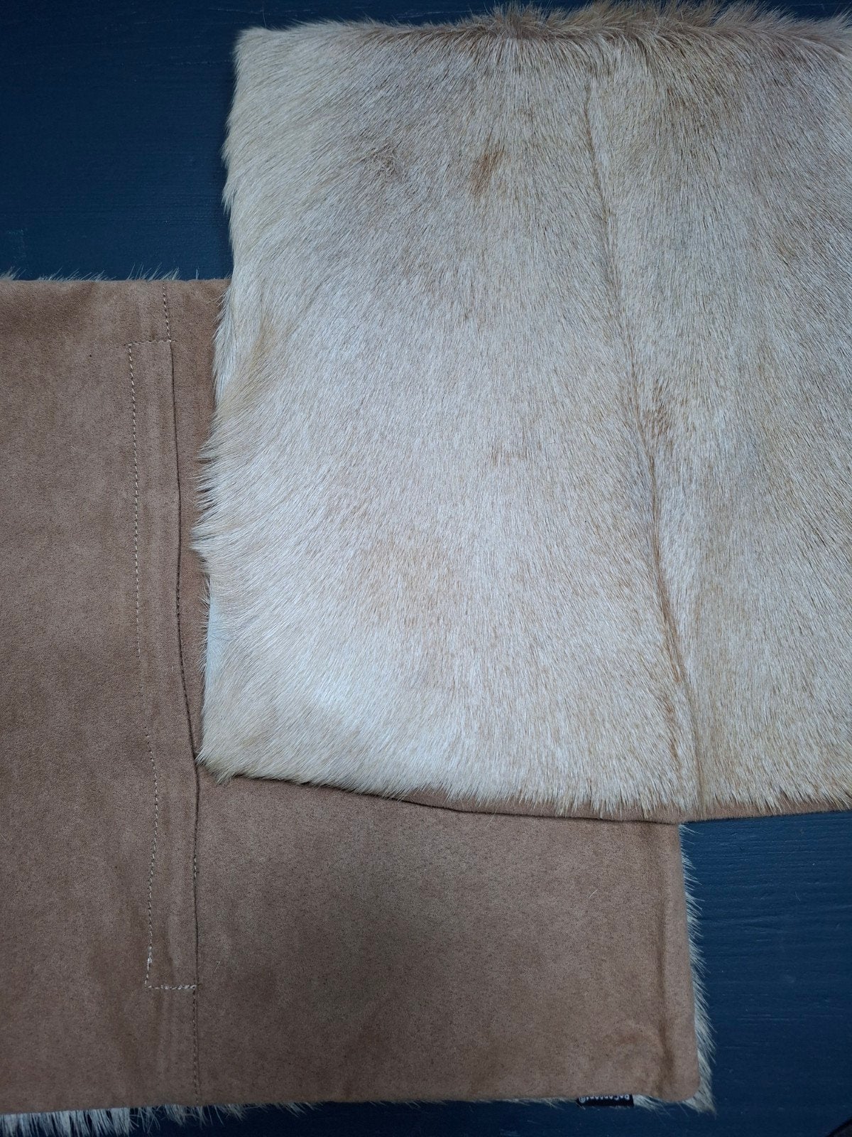 BoConcept kussenhoes van huid met stoffen achterzijde, Verzenden, Nieuw, Beige, Vierkant