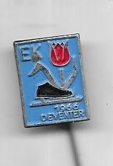 DEVENTER SCHAATSEN EUROPESE KAMPIOENSCHAP SPELD, Ophalen of Verzenden, Gebruikt, Sport, Speldje of Pin
