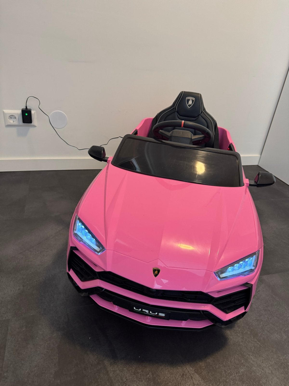 Leuke Elektrische auto, Fietsen en Brommers, Fietsen | Meisjes, Ophalen, Zo goed als nieuw, 26 inch of meer