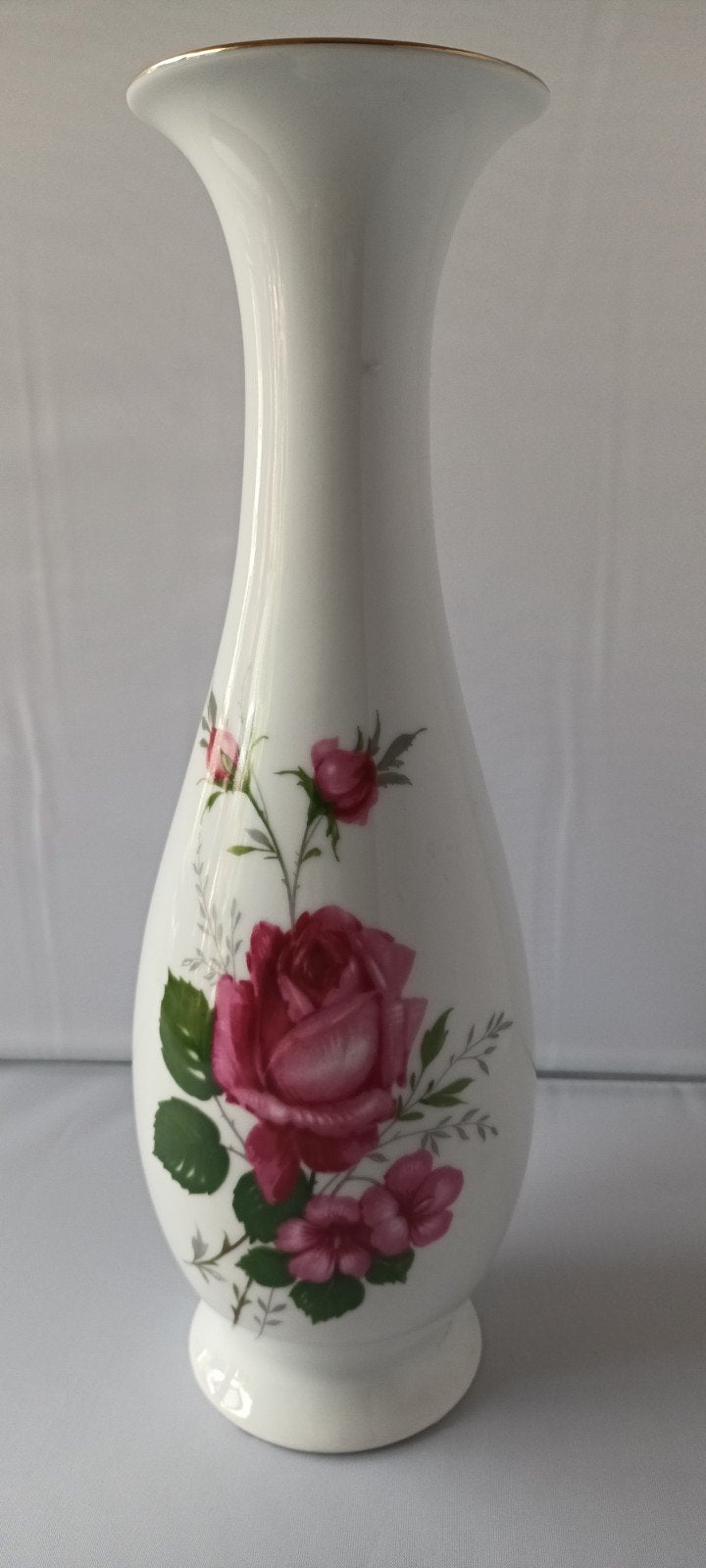 Royal Porzellan Bavaria KPM Vaas met rozen decoratie, Ophalen of Verzenden