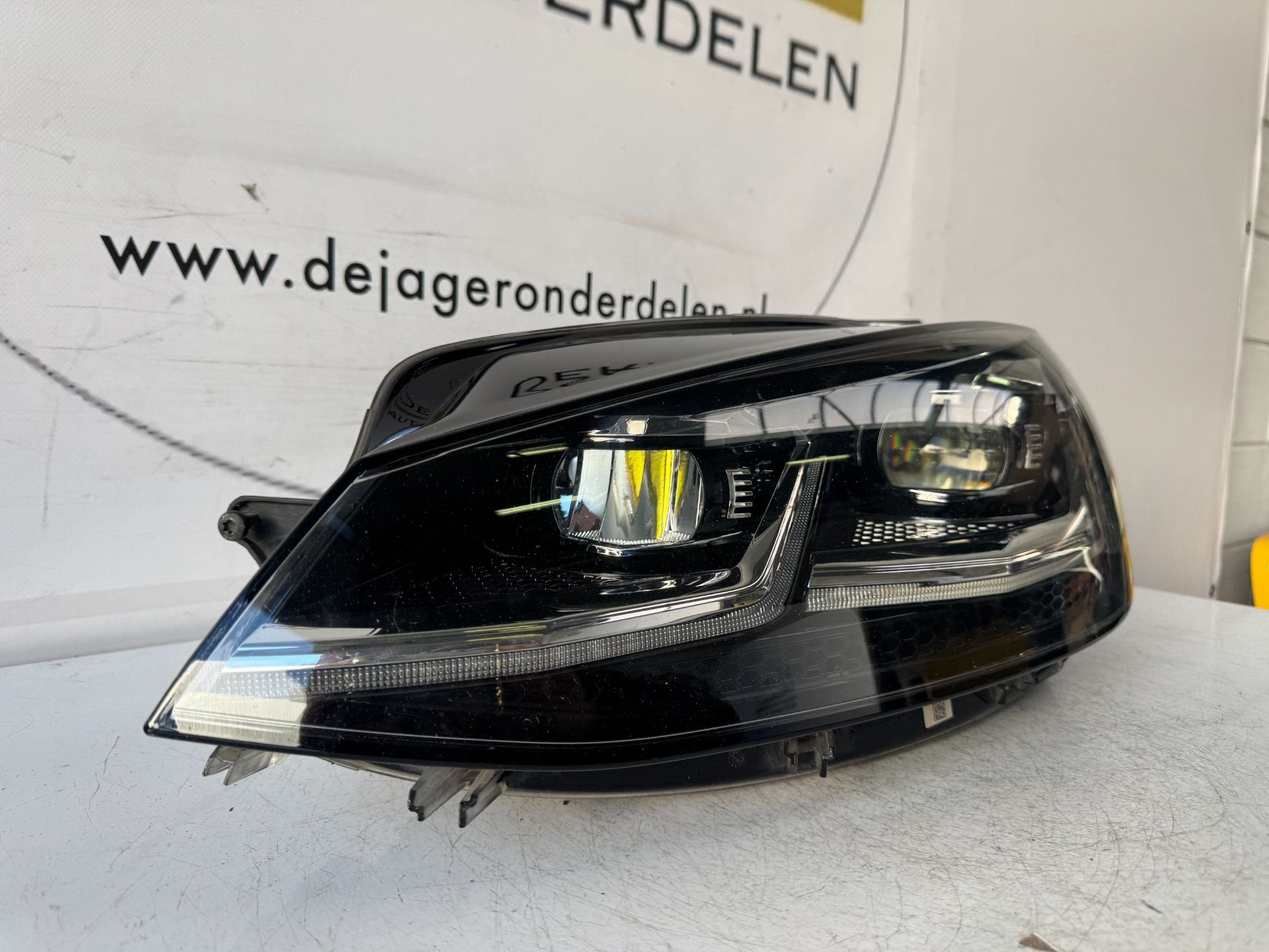 VW GOLF 7 7.5 FACELIFT VOL LED KOPLAMP 5G1941035C LINKS, Auto-onderdelen, Verlichting, Gebruikt, Volkswagen, Volkswagen AG, Berliner Ring 2
38440  Wolfsburg, DE