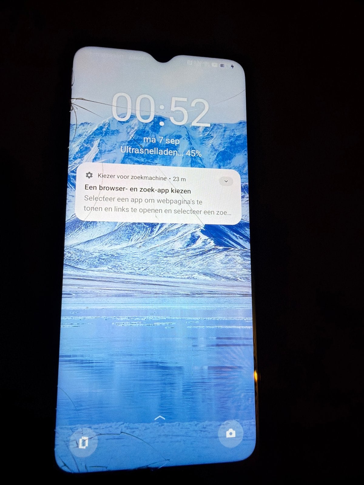 Oppo A57s met schade aan voorscherm - Werkt perfect!, Gebruikt, Ophalen of Verzenden, Minder dan 3 megapixel, Zonder simlock