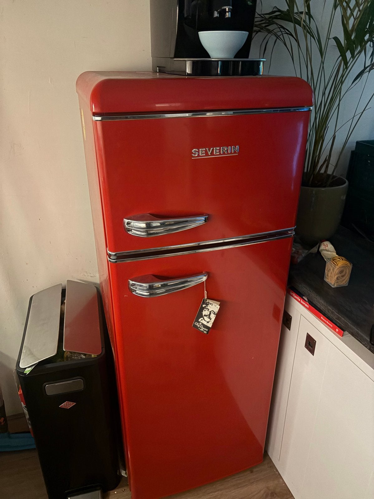 Severin retro koelkast met vriesvak - Zo goed als nieuw, Ophalen, 120 tot 140 cm, 100 tot 150 liter, Zo goed als nieuw