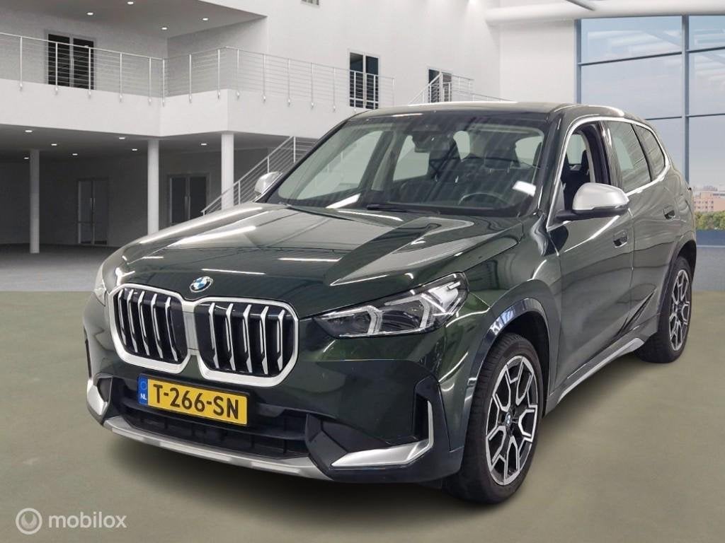 BMW X1 sDrive20i 2023 Adaptive LED | Sportstoelen | 19' Inch, Auto's, 1525 kg, 156 pk, Alcantara, Zwart