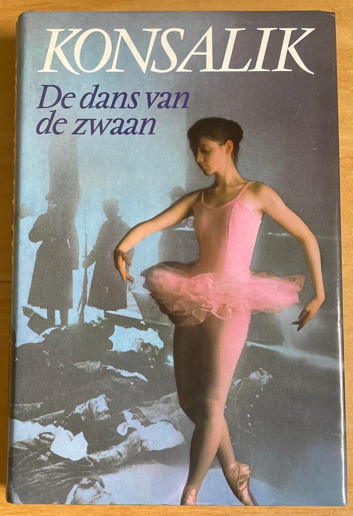 Konsalik/De dans van de zwaan, Ophalen of Verzenden, Gelezen