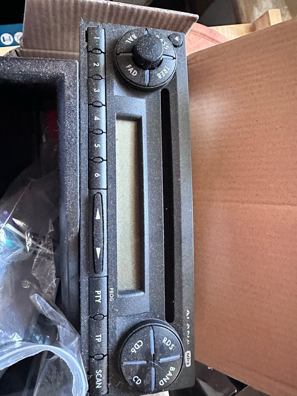Seat Ibiza Autoradio - Alana CD-speler, Auto diversen, Ophalen, Gebruikt