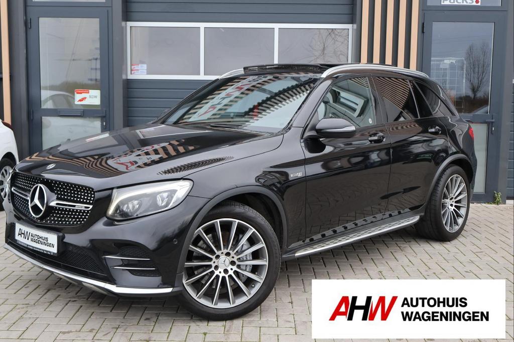 Mercedes-Benz GLC 43 AMG| 4M|BURMESTER|CARBON|PANO|TREKHAAK|, Automaat, Zwart, 367 pk, Vierwielaandrijving