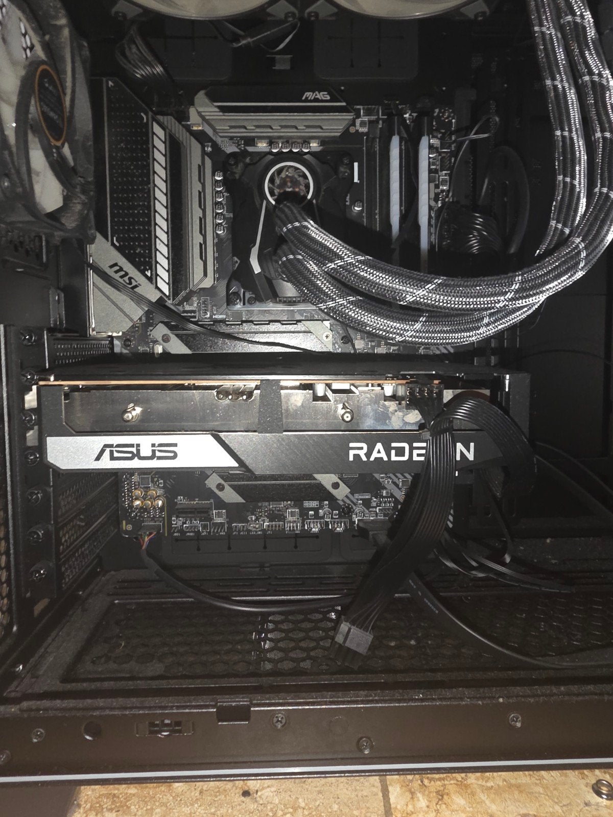 AMD Radeon RX 6650 XT 8GB Grafische Kaart, Computers en Software, Videokaarten, Ophalen, Zo goed als nieuw