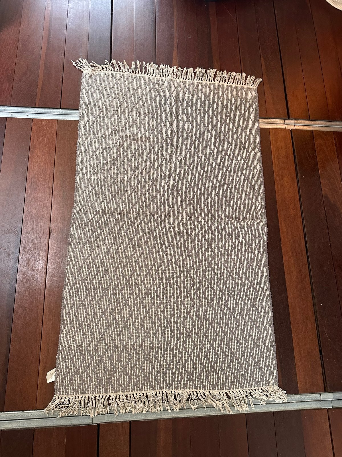 100% Katoenen Vloerkleed Alex and Zoë - Grijs/Crème, Huis en Inrichting, Stoffering | Tapijten en Kleden, Ophalen, Gebruikt, 100 tot 150 cm