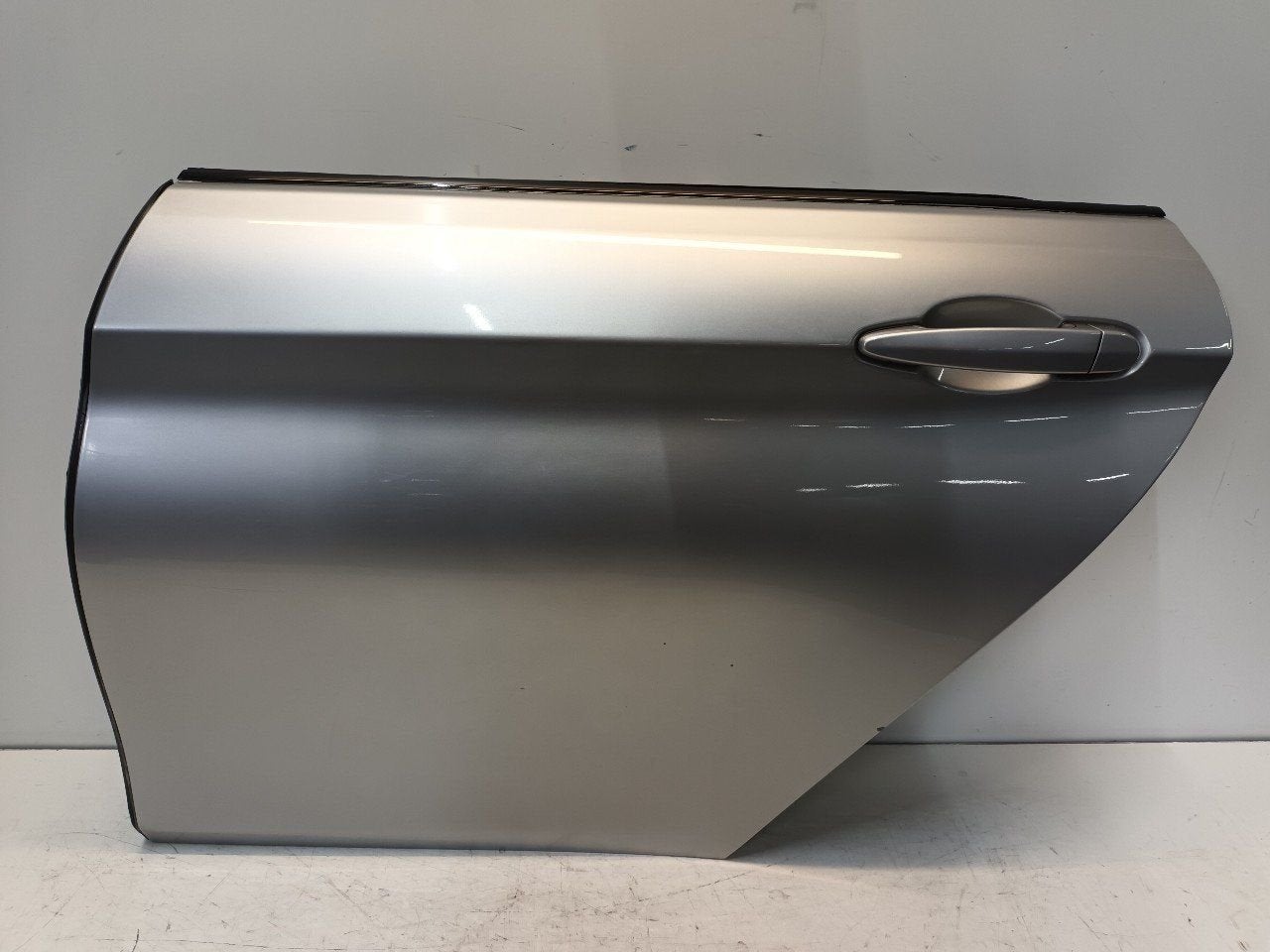 Portier links achter BMW 4 serie, Onderdelen@venauto.nl, Van der Ven Autorecycling B.V., Gebruikt, Ettenseweg 76, 4706 PB Roosendaal, The Netherlands