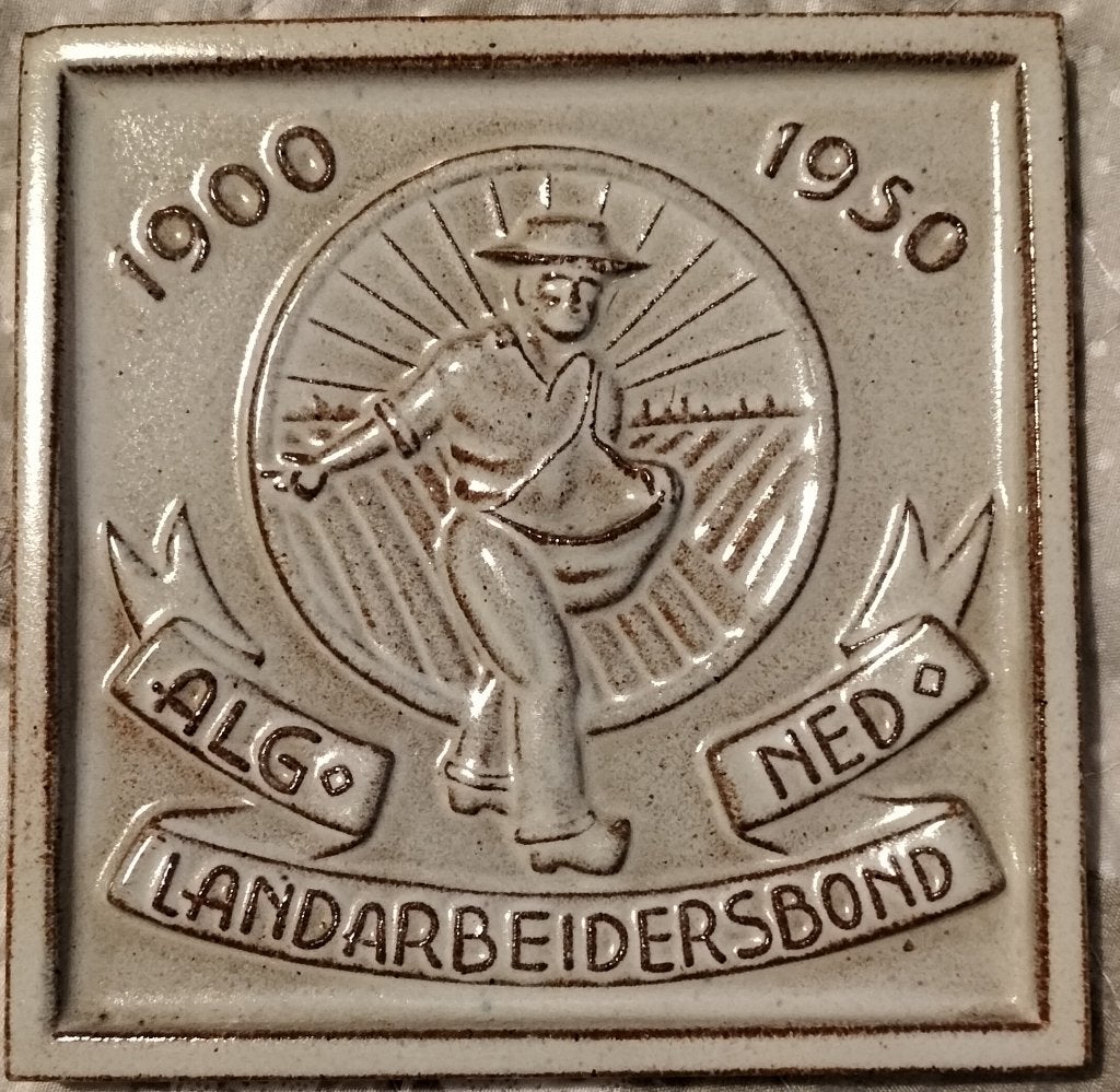 Tegel van de Nederlandse Landarbeidersbond 1900-1950, Ophalen of Verzenden