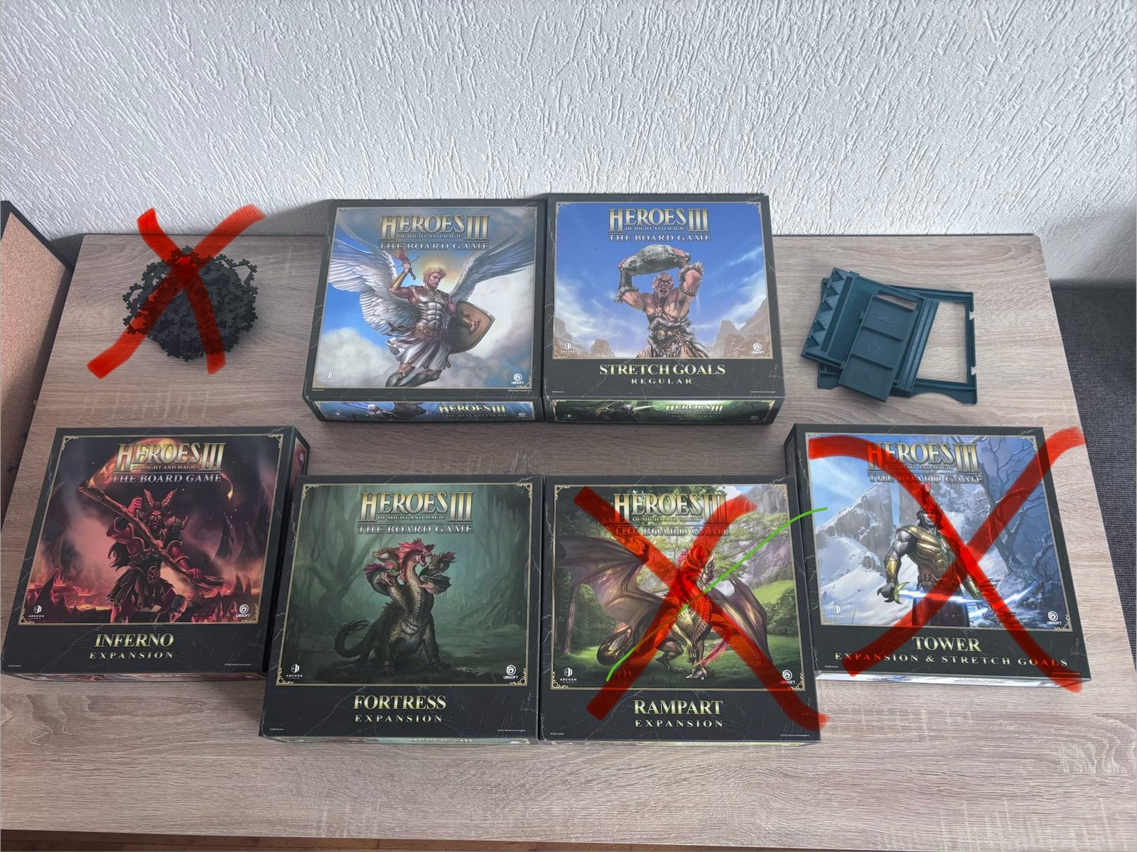 HEROES OF MIGHT &MAGIC II THE BOARD GAME KICKSTARTER EDITION, Hobby en Vrije tijd, Een of twee spelers, Ophalen, Zo goed als nieuw