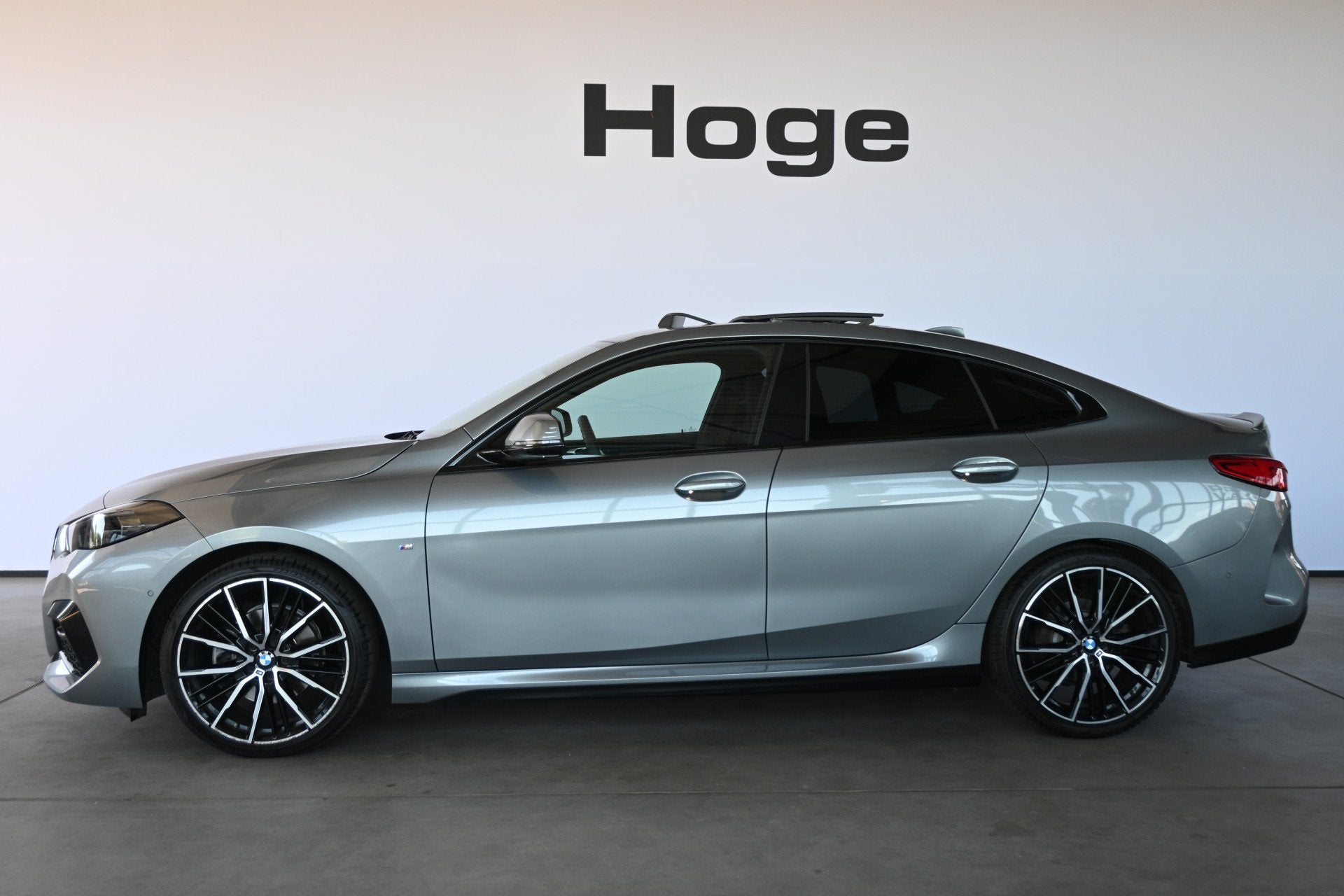 BMW 2 Serie Gran Coupé 218i Business Edition M-Pakket Sport, Dealer onderhouden, 136 pk, Gebruikt, 1350 kg