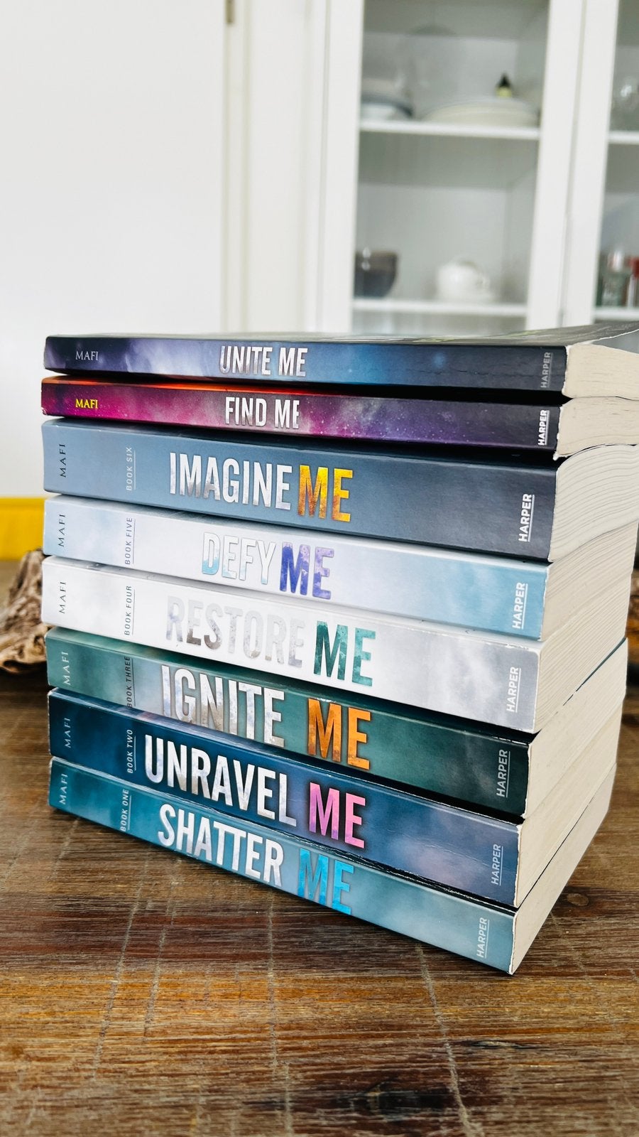 Shatter me series, Ophalen of Verzenden, Zo goed als nieuw