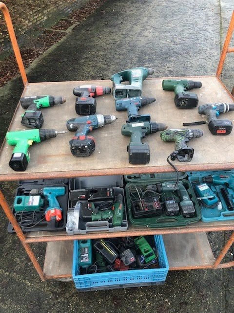 14 diverse accu boormachines, Doe-het-zelf en Verbouw, Gereedschap | Boormachines, Ophalen, Gebruikt, Boormachine
