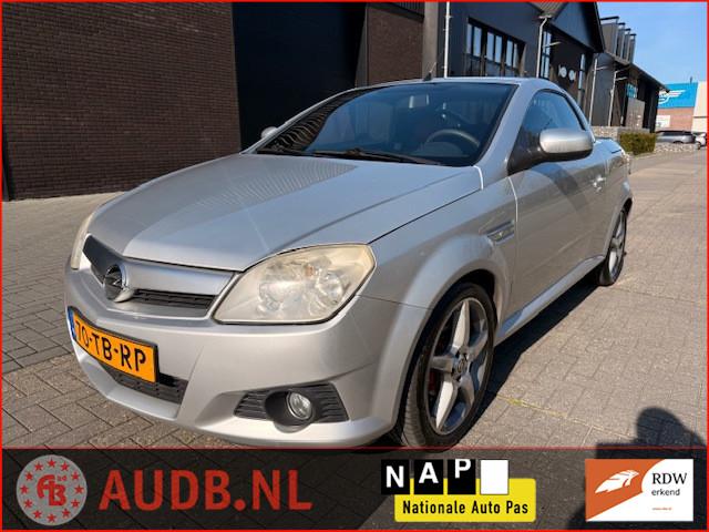 Opel Tigra TwinTop 1.4-16V Sport|VOL LEER|AIRCO|17 INCH|VERW, Auto's, Opel, Voorwielaandrijving, Gebruikt, 4 cilinders, Cabriolet