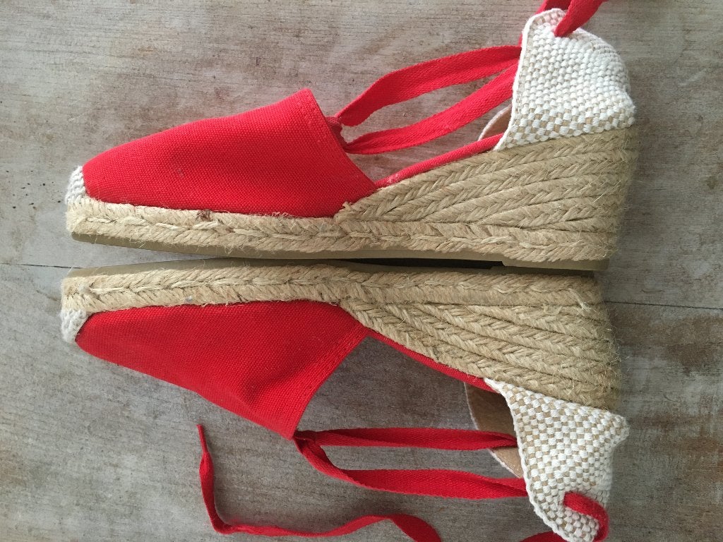 Rode Espadrilles van True Gaimo | Maat 39, Kleding | Dames, Schoenen, Ophalen of Verzenden, Zo goed als nieuw, Espadrilles of Moccasins