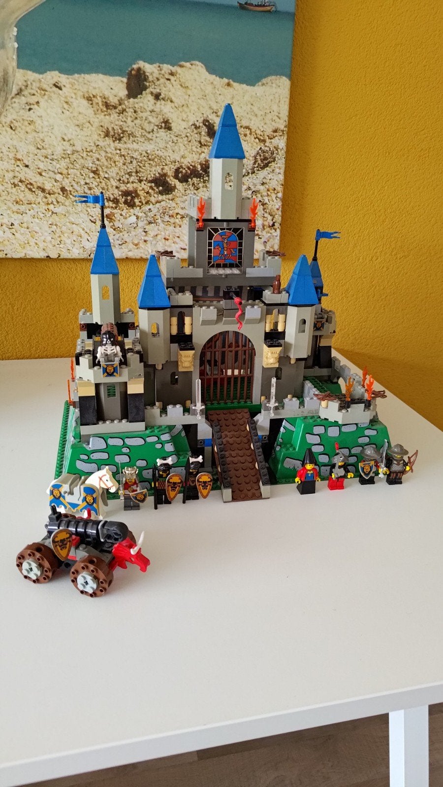 LEGO 6098 - Koning Leo's kasteel (2010), Kinderen en Baby's, Speelgoed | Duplo en Lego, Ophalen, Gebruikt, Lego, Inclusief minifiguren