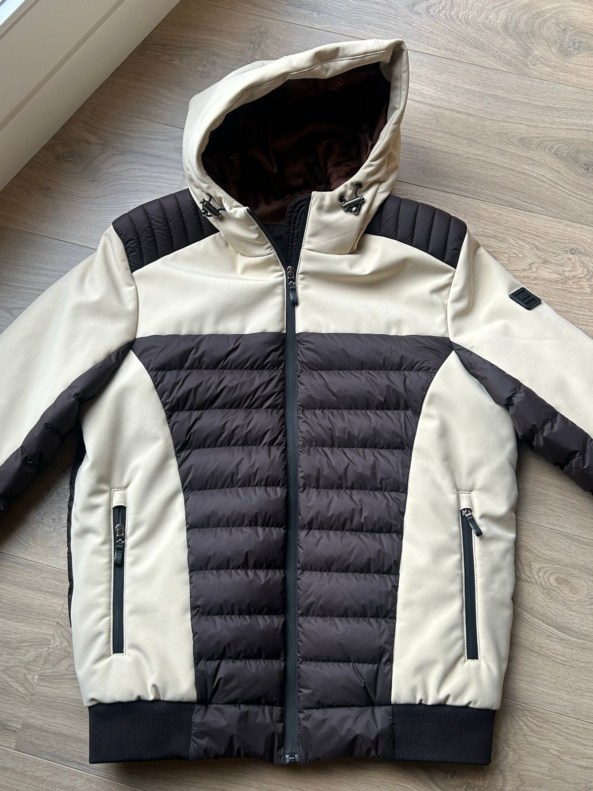Nieuwe Hugo Boss jas - Maat L, Ophalen of Verzenden, Nieuw, Maat 52/54 (L), Meerkleurig