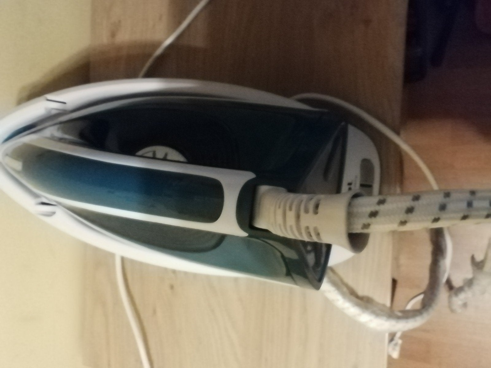Tefal stoomgenerator, Witgoed en Apparatuur, Strijkijzers en Strijkplanken, Ophalen of Verzenden, Zo goed als nieuw, Strijkijzer met snoer