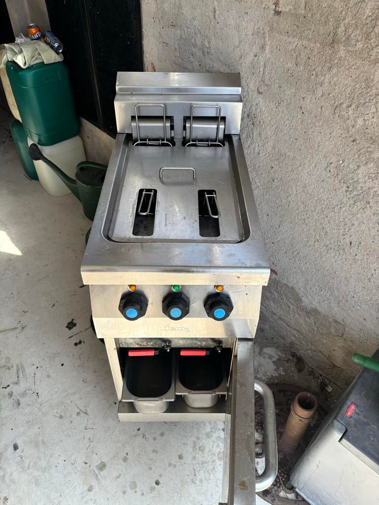 Jemi Professionele Friteuse - 380 Volt, 4 liter of meer, Ophalen of Verzenden, Gebruikt, Duo-friteuse