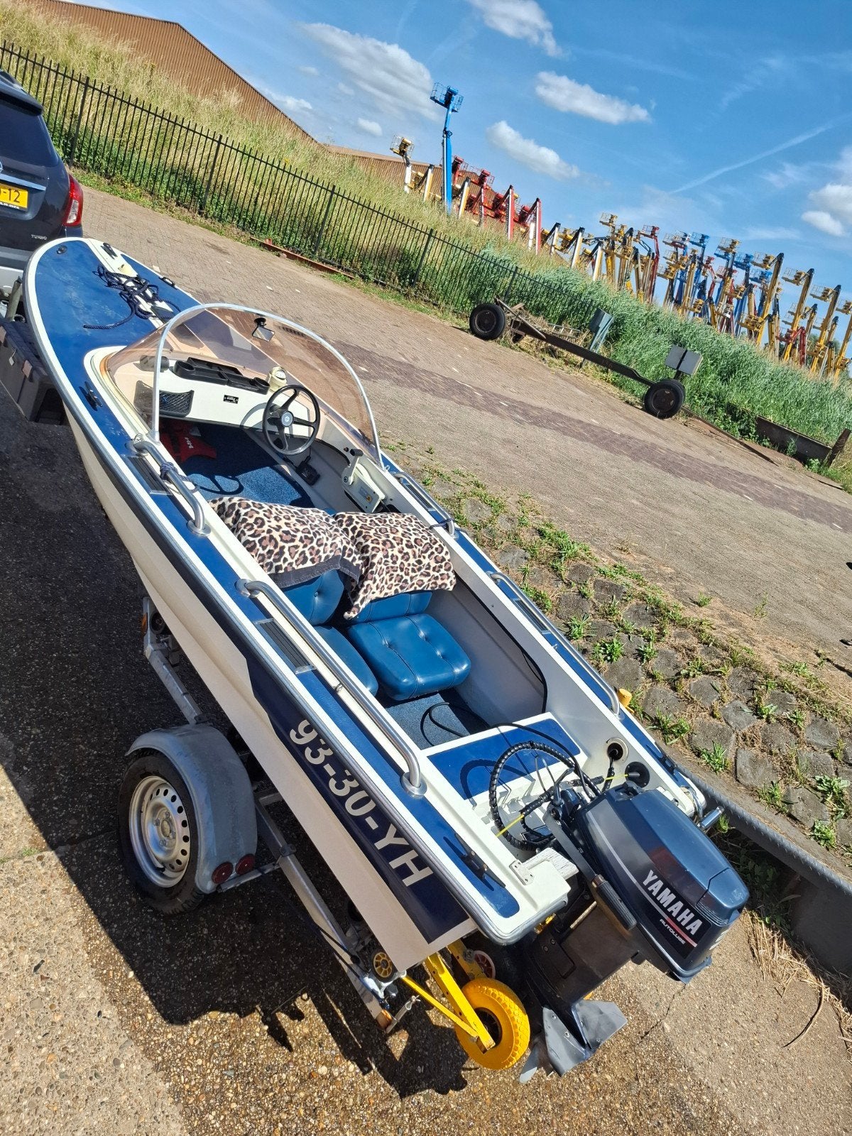 Placom 4.20 toerboot met 25pk Yamaha motor en trailer, Benzine, Overige merken, Gebruikt, 4 m