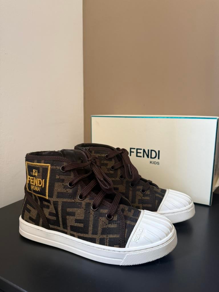 Fendi kids sneakers origineel, Ophalen, Zo goed als nieuw, Jongen, Schoenen