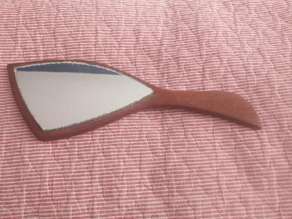 Houten Handspiegel uit Zweden van Tante Brocante, Antiek en Kunst, Antiek | Spiegels, Ophalen of Verzenden, Rechthoekig, Minder dan 50 cm