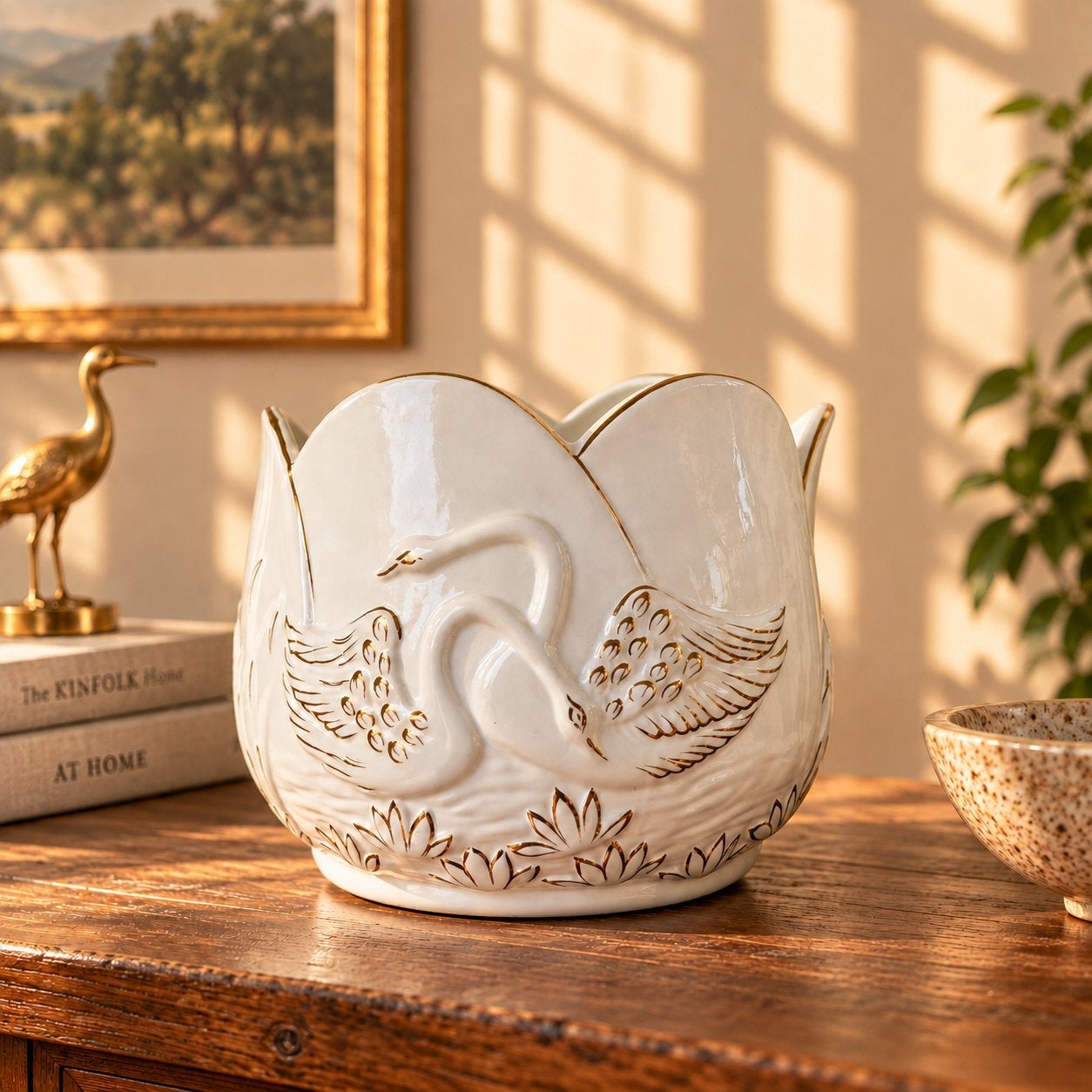 Vintage Witte Zwanen Bloempot met Gouden Accenten, Ophalen