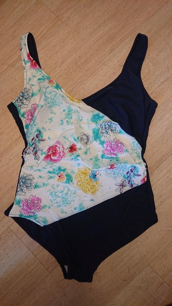 Verschillende badpak tankini maat 44 oa Hema Funderwear, Kleding | Dames, Zwart, Badpak, Ophalen of Verzenden, Zo goed als nieuw