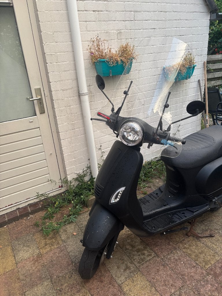 Senzo Rivalux matzwart, Ophalen, Gebruikt, Maximaal 45 km/u, Benzine