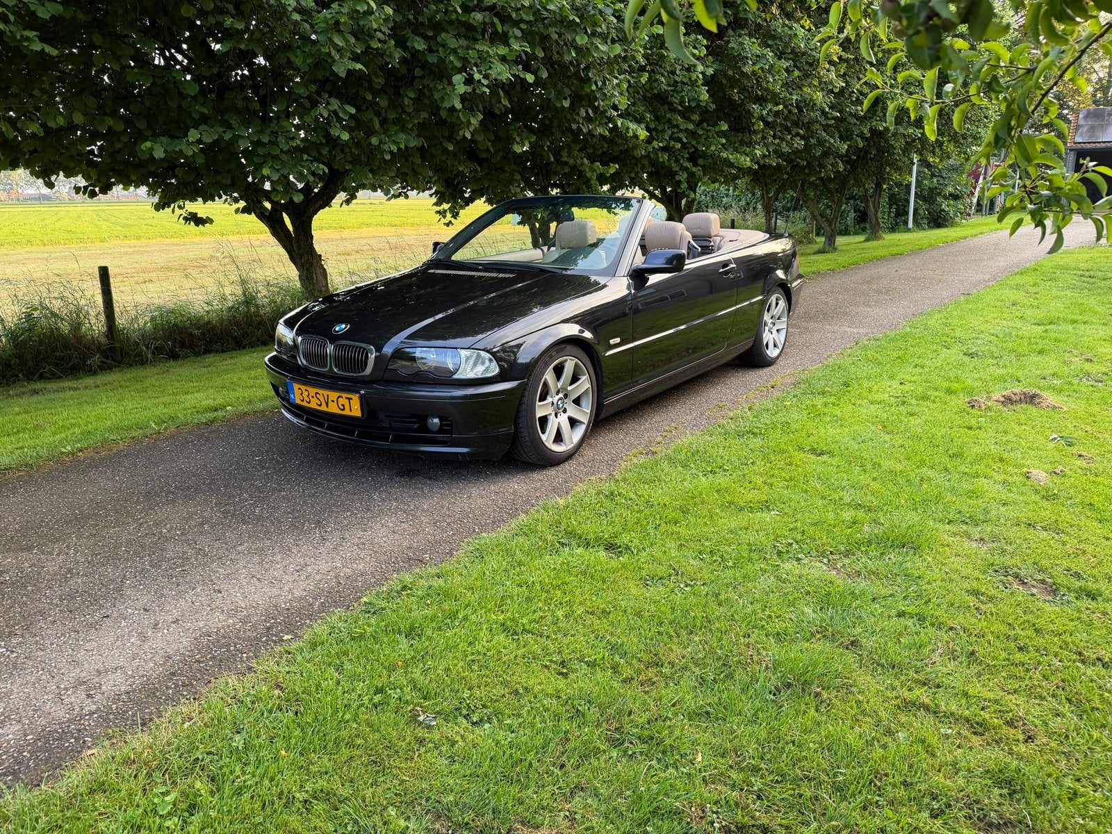 BMW 3-Serie 2.5 CI 323 Cabriolet 2000 Zwart, Achterwielaandrijving, Beige, 2494 cc, Cabriolet