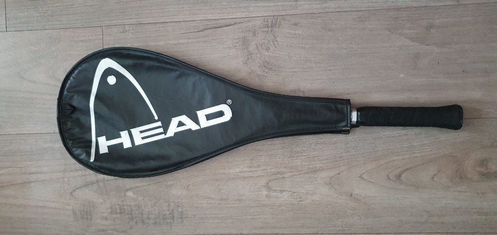 Squash racket head, Sport en Fitness, Squash, Ophalen of Verzenden, Zo goed als nieuw, Racket, Met hoes