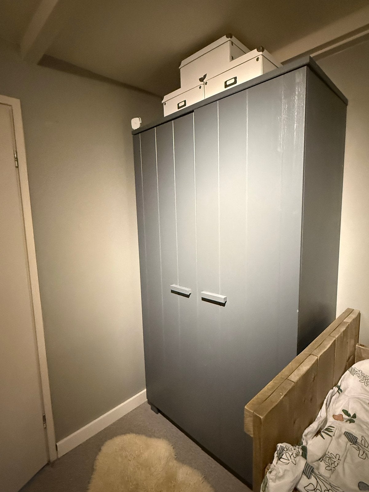 WOOOD Kledingkast Dennis - Zo goed als nieuw, Huis en Inrichting, Kasten | Kledingkasten, Ophalen, 100 tot 150 cm, Zo goed als nieuw