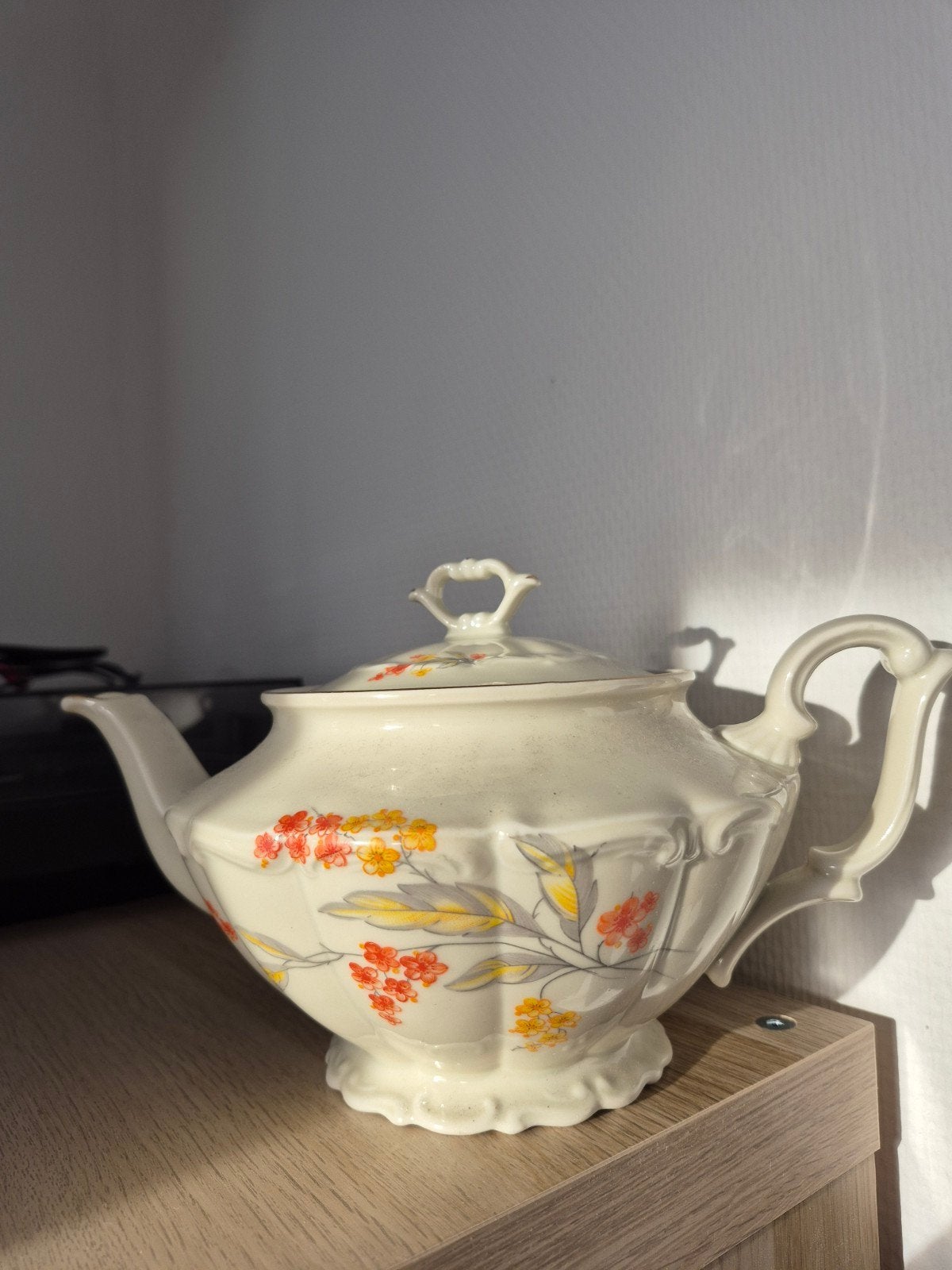 vintage theeservies 12 kopjes en schotels, Ophalen of Verzenden