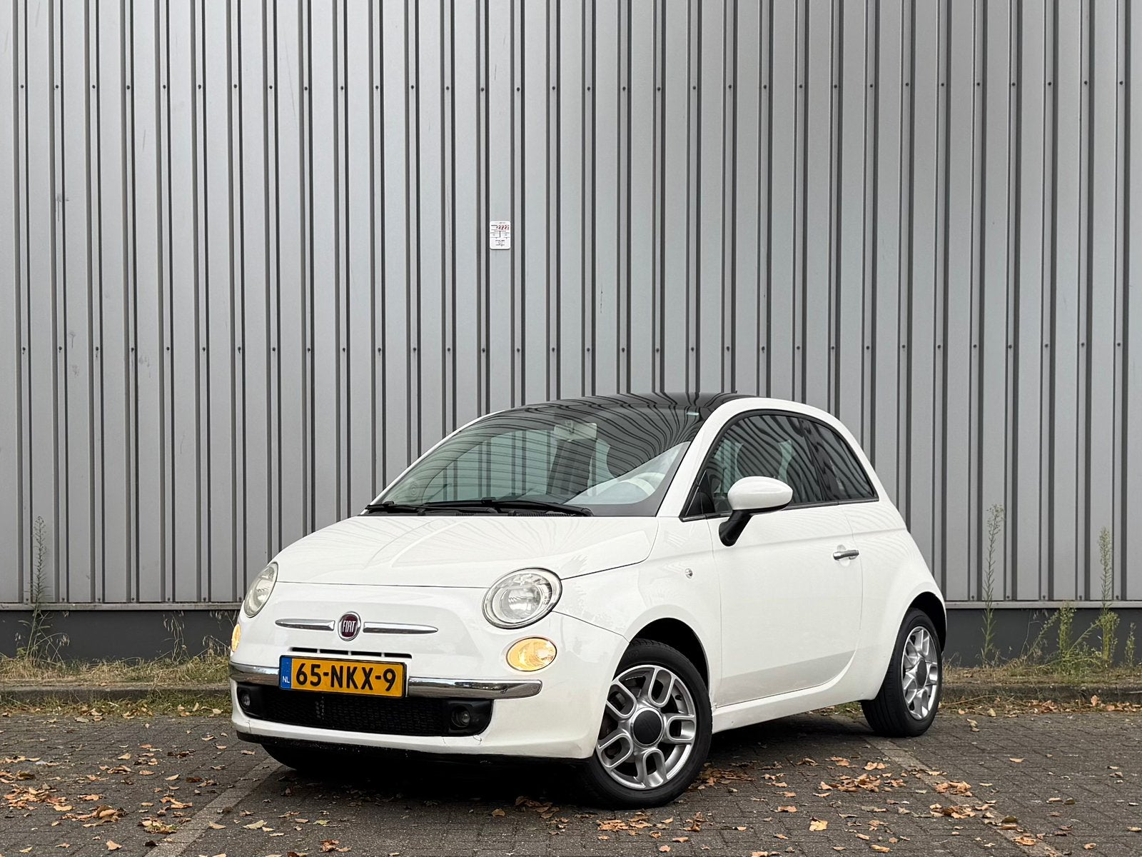 Fiat 500 1.4 16V | Panoramadak | Airco | Nieuwe distributie, Auto's, Voorwielaandrijving, Stof, 31 €/maand, 4 cilinders