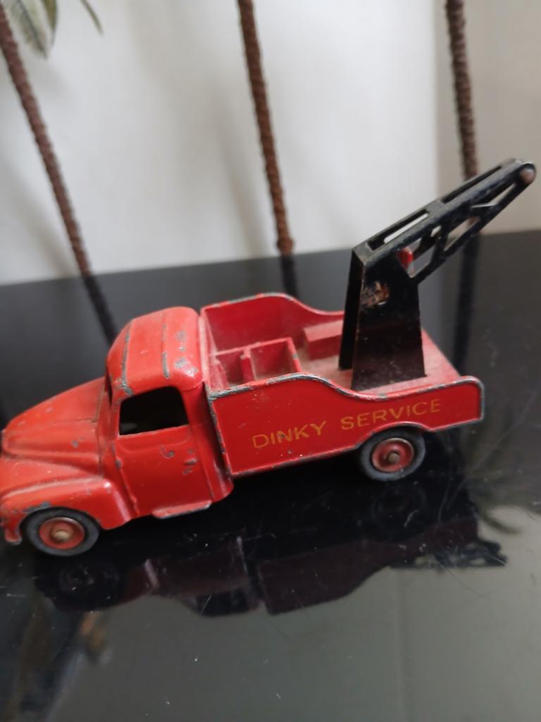 Citroën takelwagen.  Dinky toys France, Hobby en Vrije tijd, Modelauto's | 1:43, Ophalen of Verzenden, Gebruikt, Auto, Dinky Toys